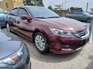 Honda Accord EX-L V6 w/Navigation 4dr Sedan (3.5L 6cyl 6A) 2015 Maroon