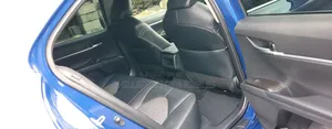 Toyota Camry SE 2023 Blue