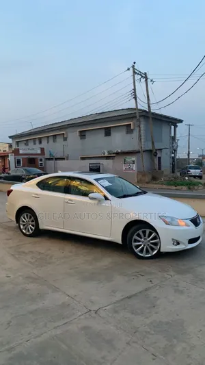 Lexus IS 2010 White