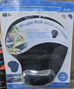 Mouse Pad With Gel Wrist Support