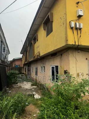 Furnished 2bdrm Block of Flats in Akowonjo for sale