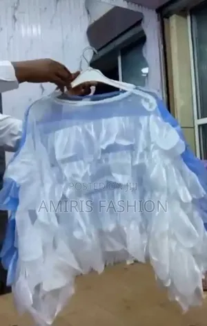 Quality Unique Tops in Different Colours