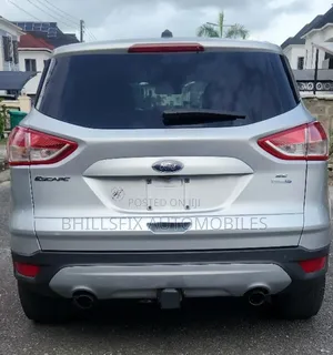 Ford Escape SE 4x4 2016 Silver