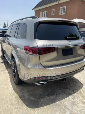 Mercedes-Benz GLS-Class GLS 400d 2021 Gold