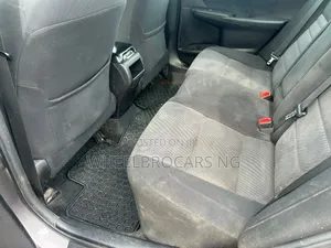 Toyota Camry LE 4dr Sedan (2.5L 4cyl 6A) 2017 Gray