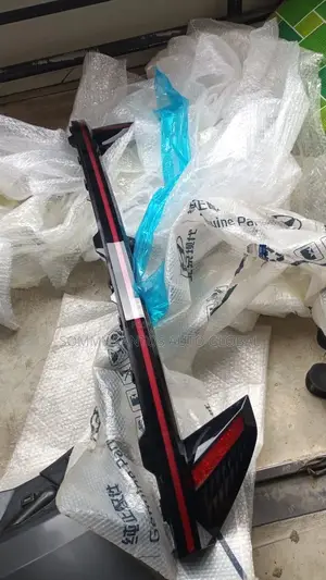 Booth Lamp Hyundai Tucson 2024 Available