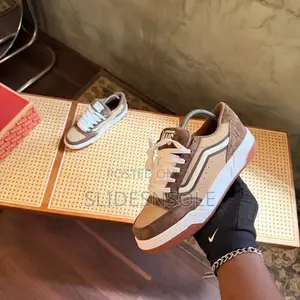 Vans Hylane Sneaker