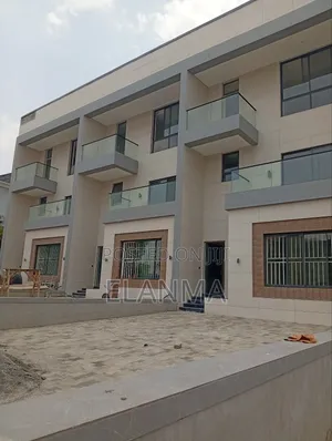 5bdrm Townhouse/Terrace in Katampe Extension for sale