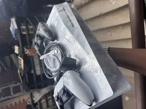 Playstation 5 Standard With 2 Wireless Controllers With Its Gadgets