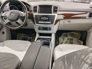 Mercedes Benz Ml350 2014