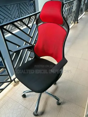 Executive Office Chair – Comfort Meets Class