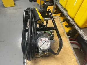 Enerpac Lat Torque Wrench Pump