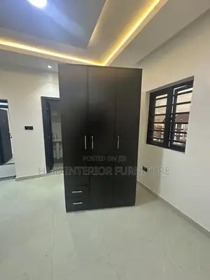 Wardrobe 4by8