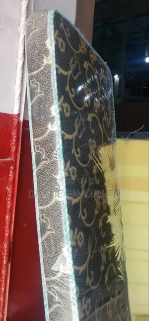 Student's Mattress 6 by 2.5 Feet 4 Inches Height