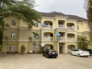3bdrm Block of Flats in Utako for sale