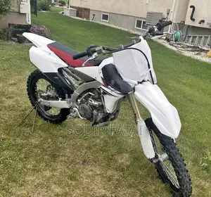 Yamaha 2014 White