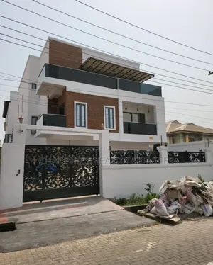 5bdrm Duplex in GRA Phase 1 for sale