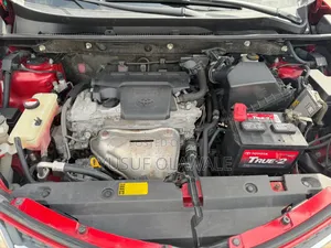 Toyota RAV4 XLE AWD (2.5L 4cyl 6A) 2016 Red
