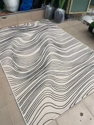 Royal Classic Center Rug