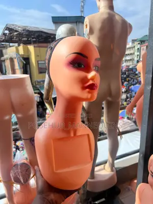 Plastic Female Baby Head Mannequin