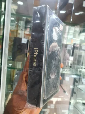 New Apple iPhone 12 Pro 256 GB Gold
