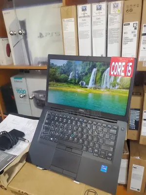 New Laptop Dell Latitude 7390 8GB Intel Core i5 SSD 256GB