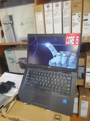 New Laptop Dell Latitude 7300 8GB Intel Core i5 SSD 256GB