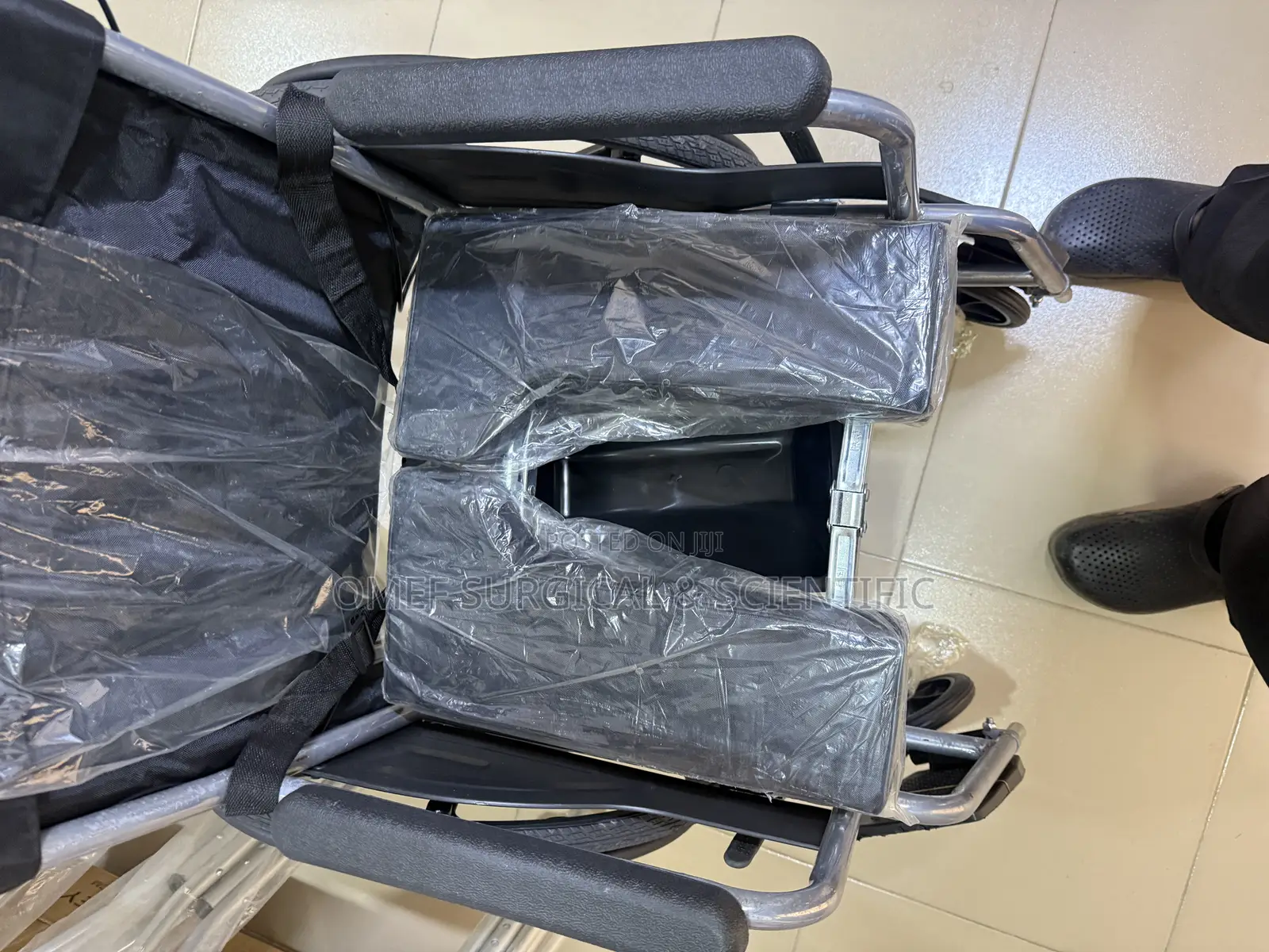 Comode Wheelchair