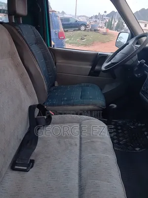 Volkswagen Transporter 2005 Blue