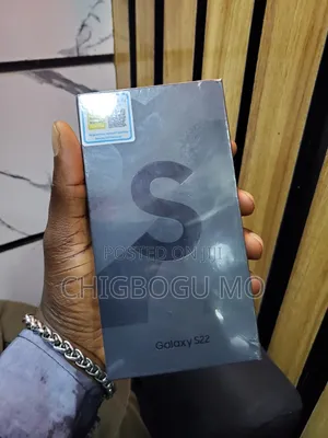 New Samsung Galaxy S22 5G 128 GB