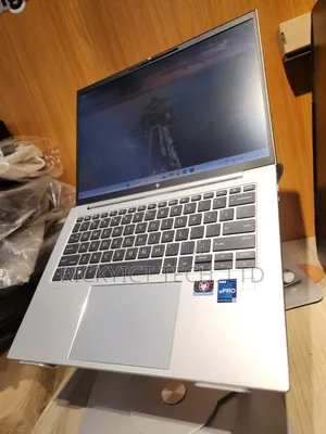 Laptop HP EliteBook 840 G9 8GB Intel Core i7 SSD 256GB