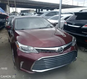 Toyota Avalon XLE 4dr Sedan (3.5L 6cyl 6A) 2015 Red