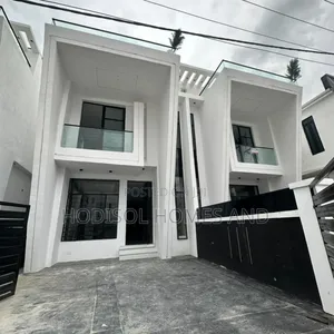 4bdrm Duplex in Ikota for sale