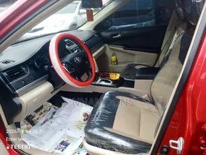 Toyota Camry LE 4dr Sedan (2.5L 4cyl 6A) 2014 Red