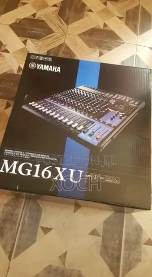 Yamaha 16 Channel Mixer