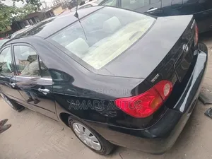 Toyota Corolla 2004 Black