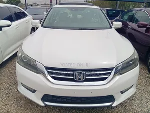 Honda Accord EX-L V-6 2dr Coupe (3.5L 6cyl 6A) 2015 White