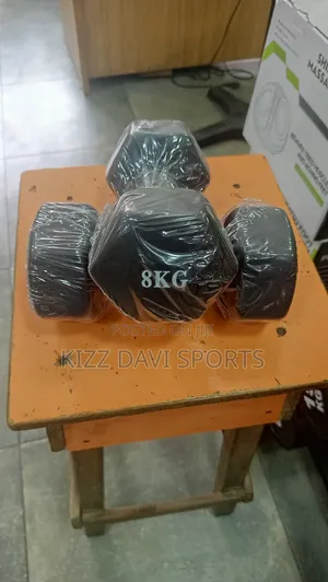 8kg Dumbbells Black Color