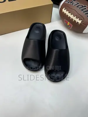 Luxury Yeezy Slide: