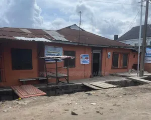 1bdrm Bungalow in Off Itire Road for sale