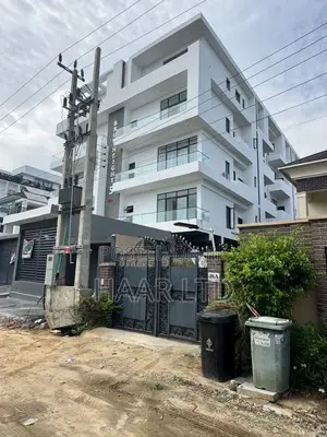 3bdrm Apartment in Ikate for sale