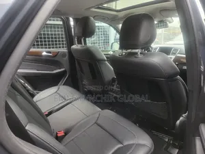 Mercedes-Benz M Class ML350 4MATIC 4dr SUV AWD (3.5L 6cyl 7A) 2015 Gray