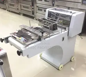Dough Moulder