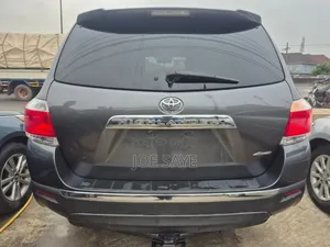 Toyota Highlander 2013 Gray