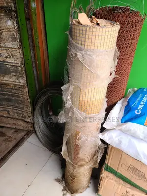1⁄2in by 1⁄2in Wire Mesh. (Rabbit Net)