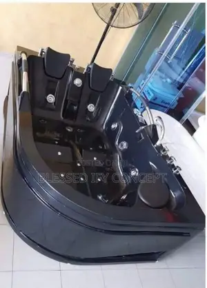 Black England Standard Double Jacuzzi With Radio