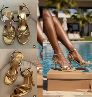 Goldie Sandal