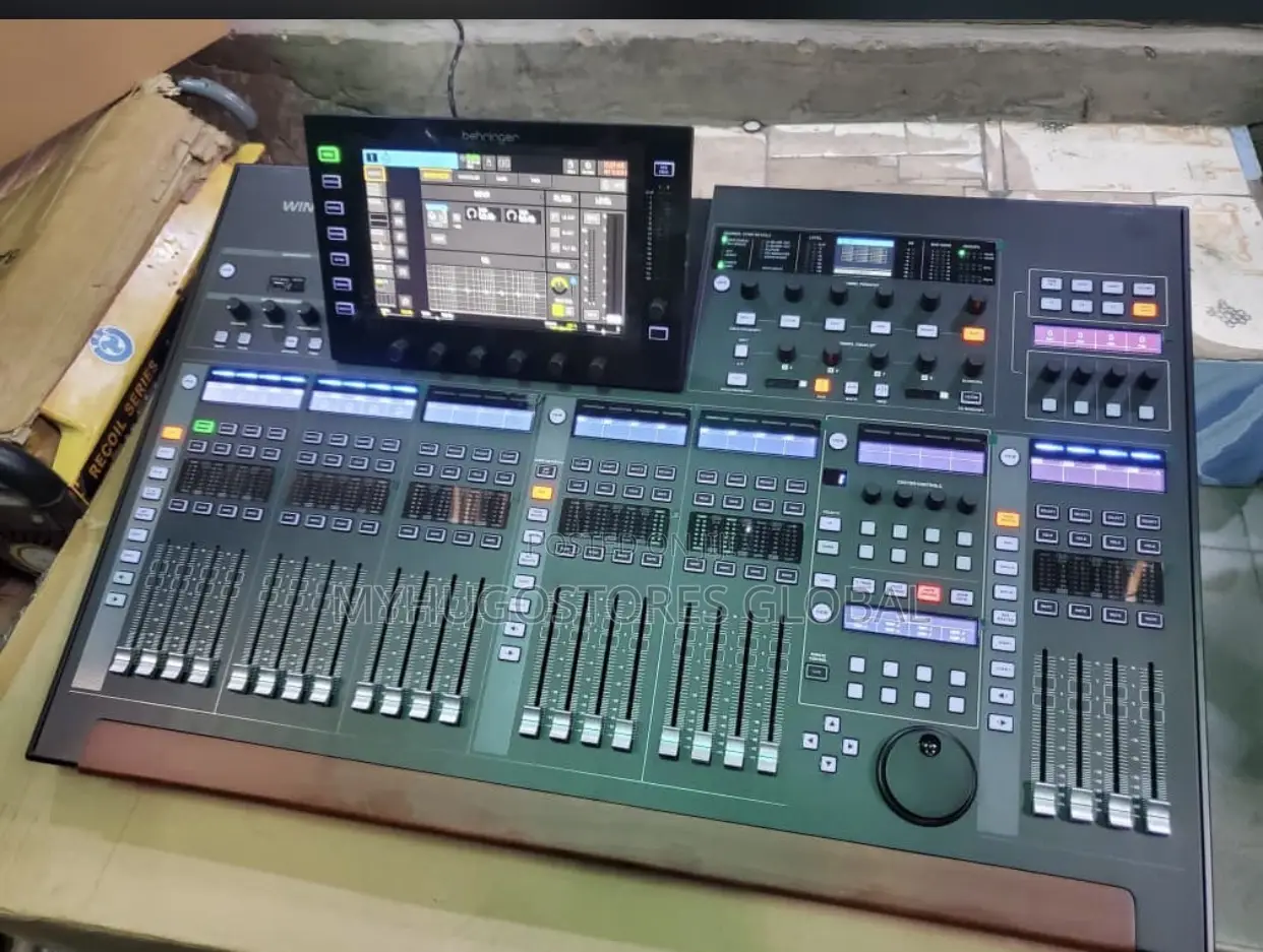 Behringer Wing Digital Mixer