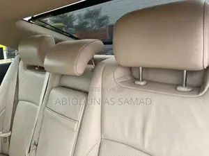 Lexus ES 350 2012 Gold