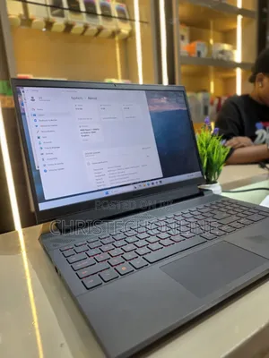 Laptop Dell G15 5535 24GB Intel Core Ultra 7 SSD 1T